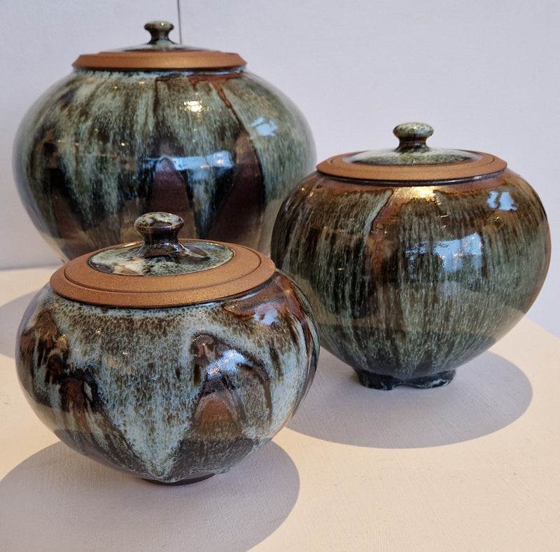 AS11 to 14 Lidded Blue Nuka on Temuku Stoneware Side Round Pots by Alex Shimwell